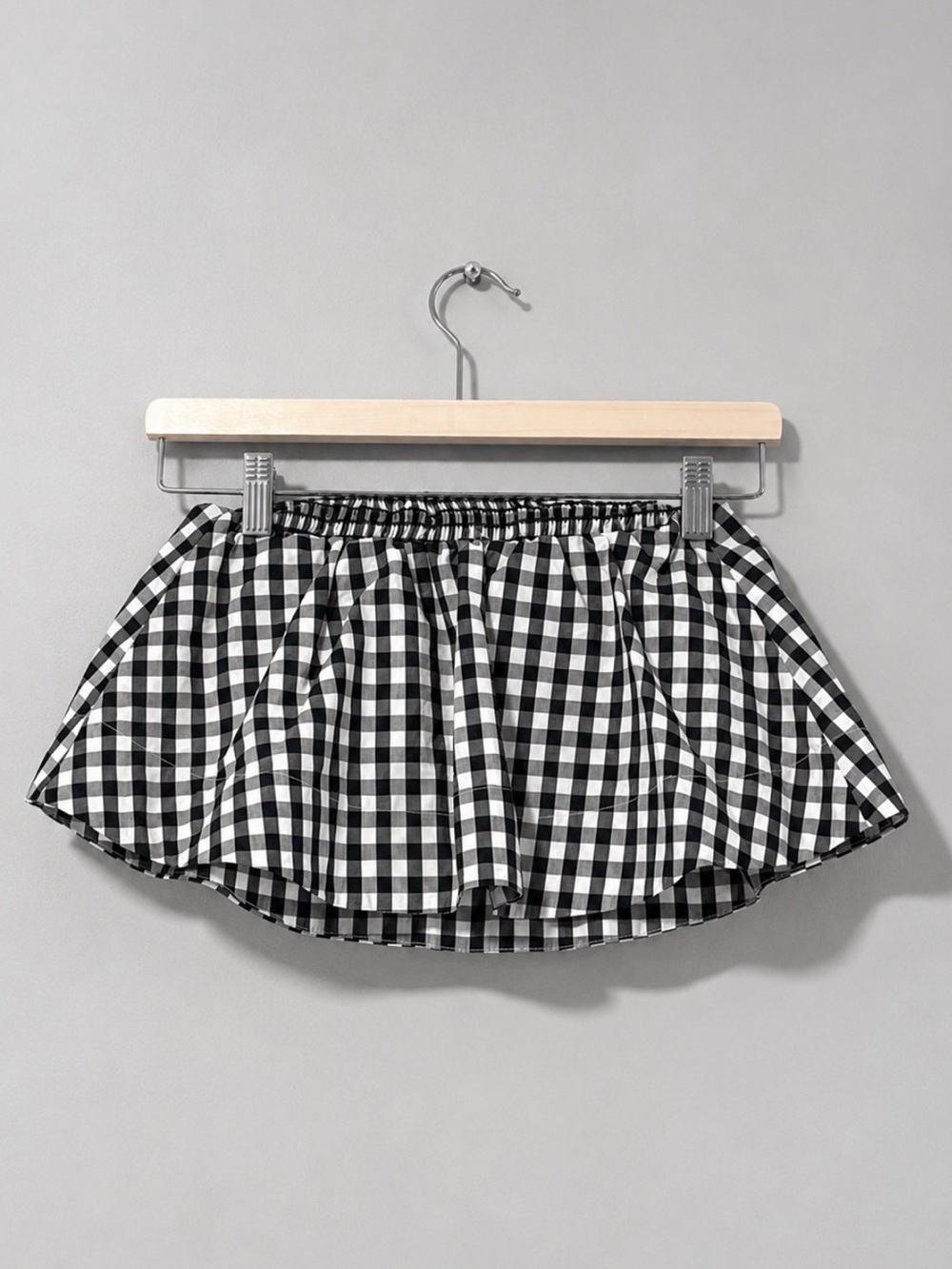 Aritzia WILFRED Bonaventure Black Gingham Ruffle Crop Top Size M - Picture 7 of 10